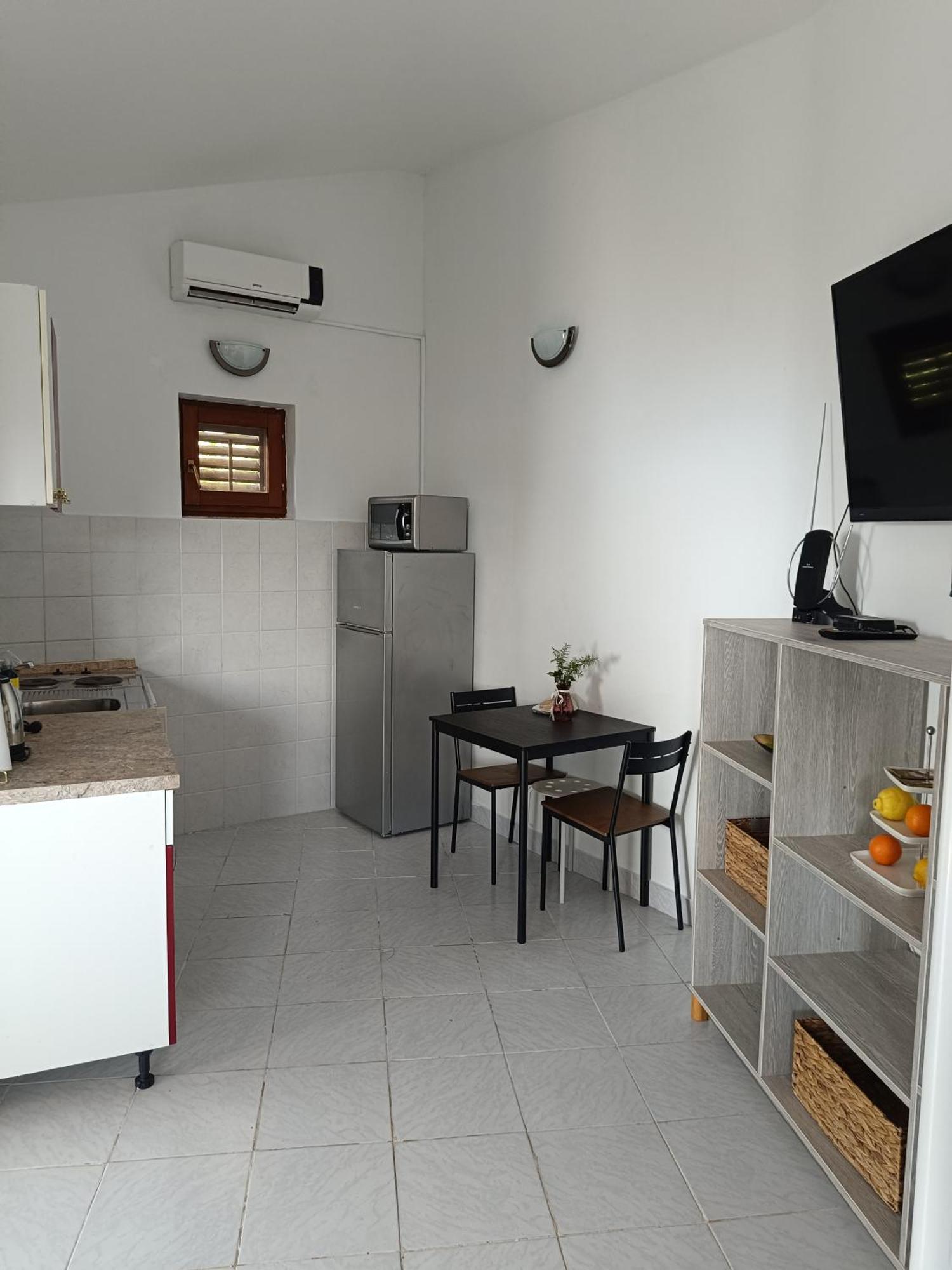Studio Apartmani Tucic Celina Bagian luar foto