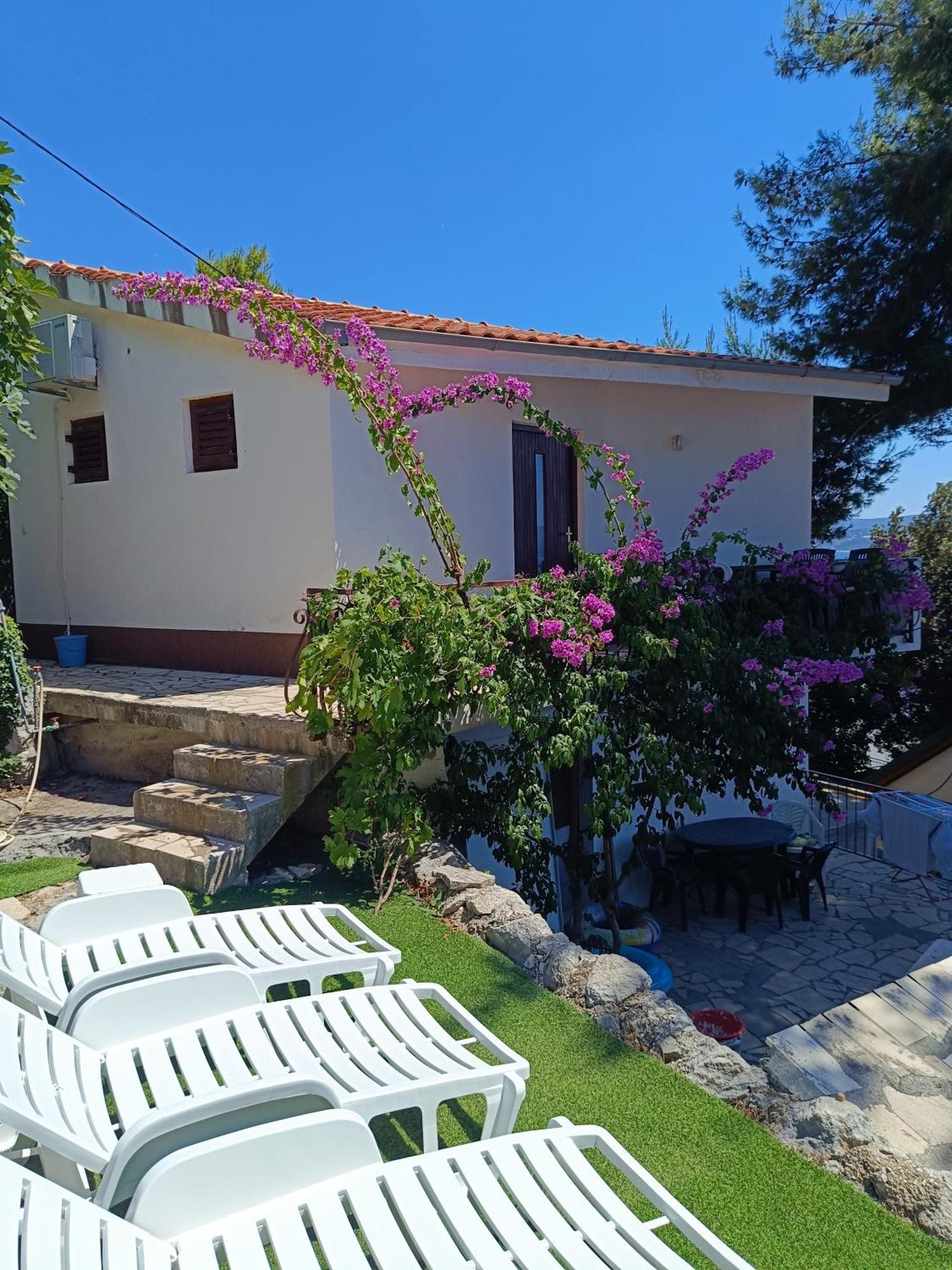 Studio Apartmani Tucic Celina Bagian luar foto